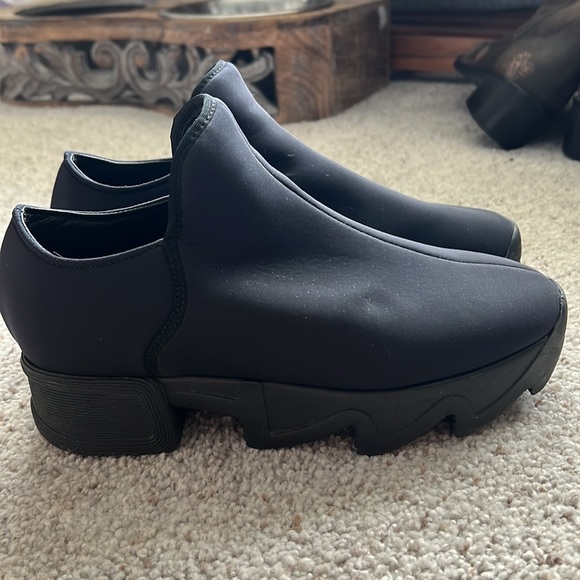 Excellent condition. IRI shoes 7.5 - Picture 7 of 7